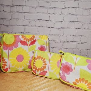 Clinique Retro inspired makeup case set